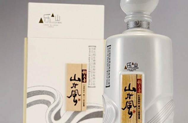 特色白酒瓶设计，创意出产品自己的风格